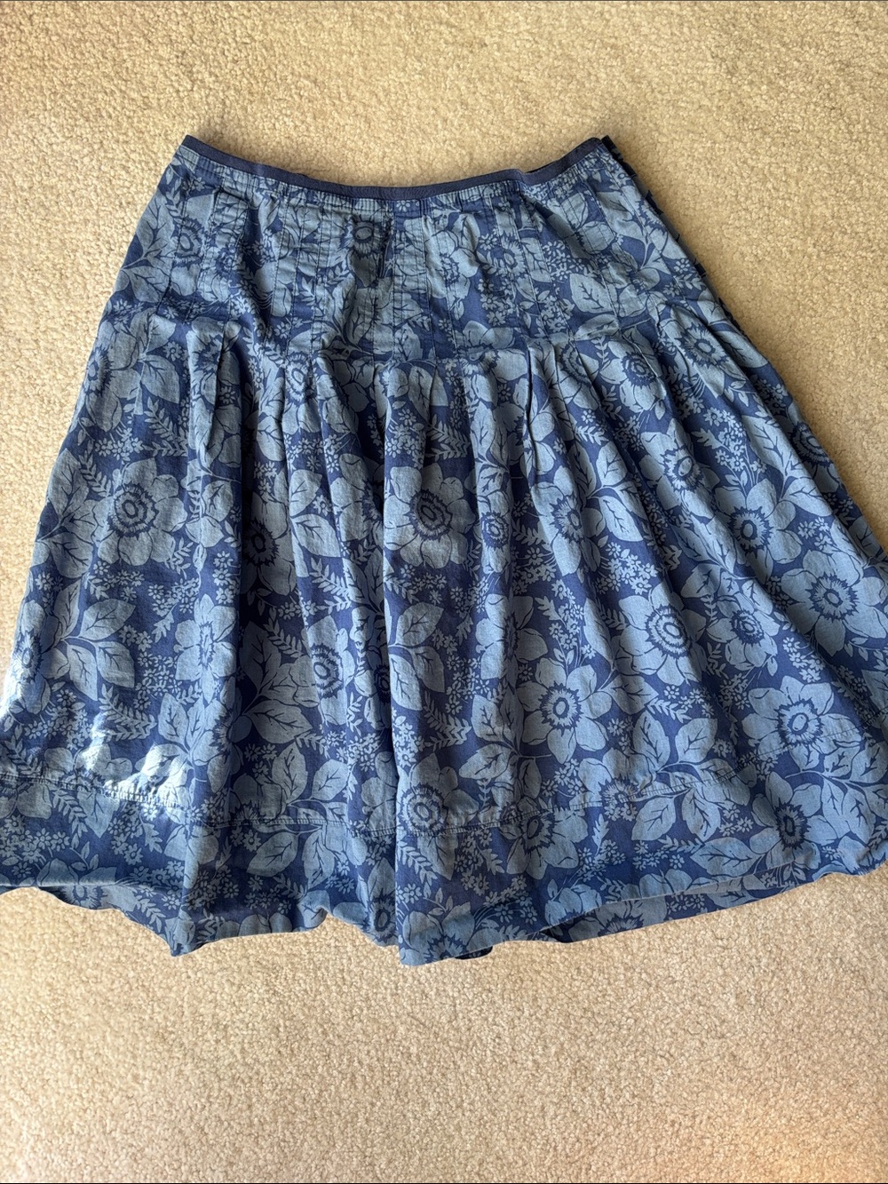 Pleated Flared Flower Skirt